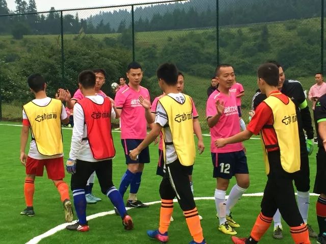  法甲改革提案通过，下赛季扩军至二十支球队  